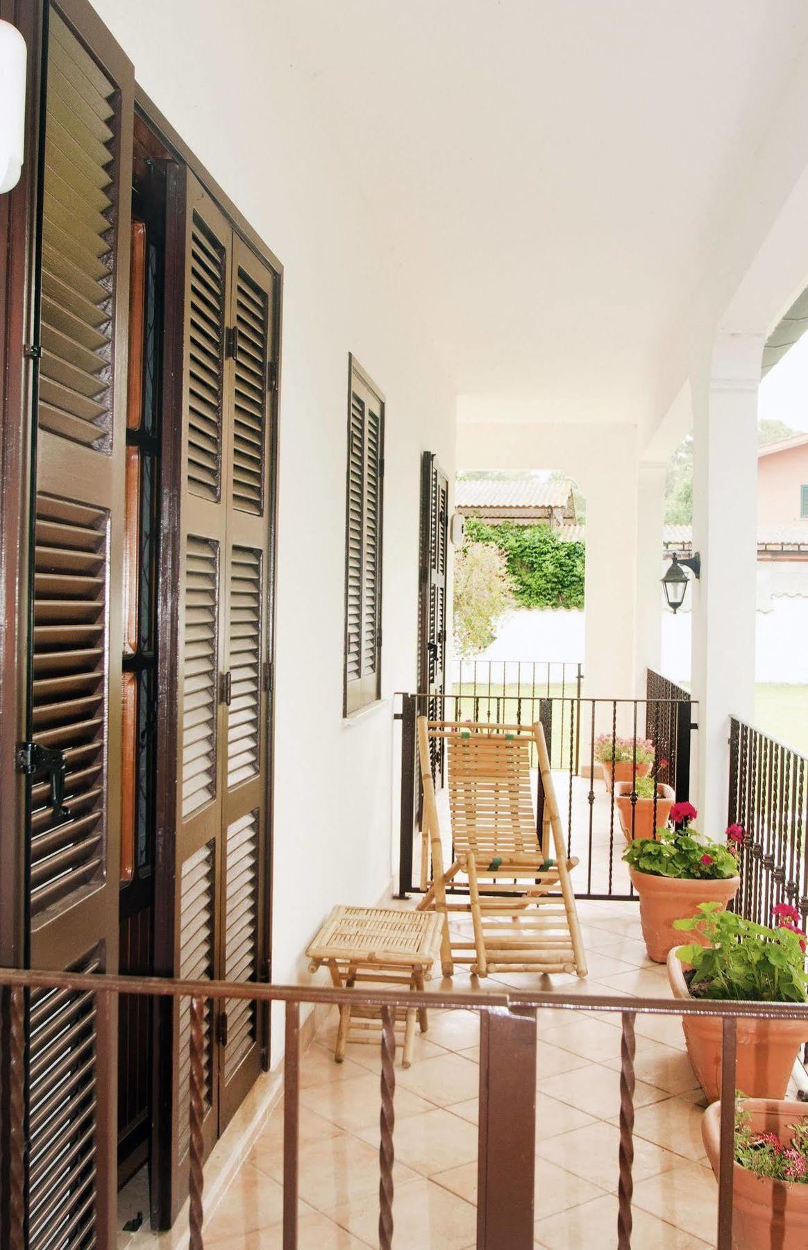 Hotel Relais La Mimosa Pontinia Exterior foto